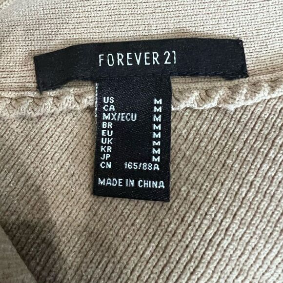 Forever 21 Ribbed Halter Top Size Medium - Picture 6 of 15